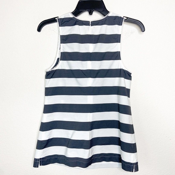 Trina Turk Evergreen Black and White Striped Ruffle Front Top Sz XS - Picture 7 of 9
